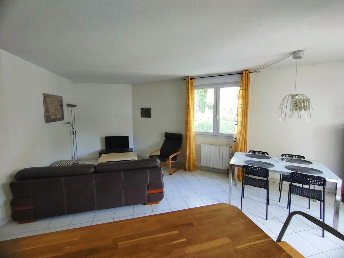 Appartement F3 63m2, Piscine, Terrasse, Parking, 20 Min Plages