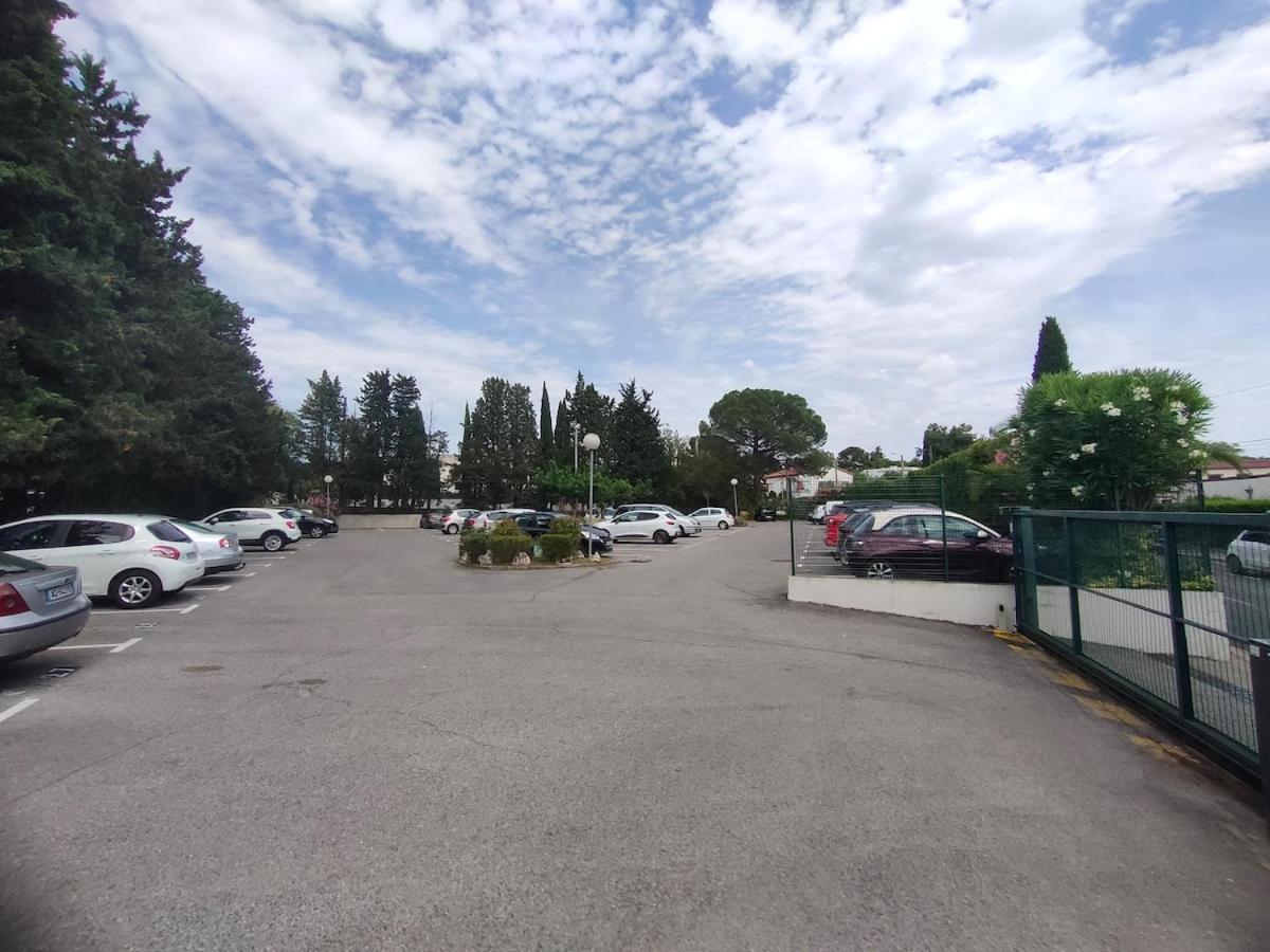 Appartement F3 63m2, Piscine, Terrasse, Parking, 20 Min Plages